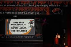 Evrensel Kolej